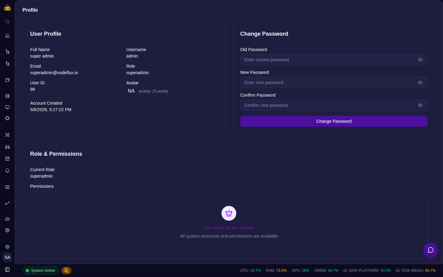 Bagian Peran & Izin menampilkan Role aktif dan daftar Permission per Resource milik User yang sedang login.